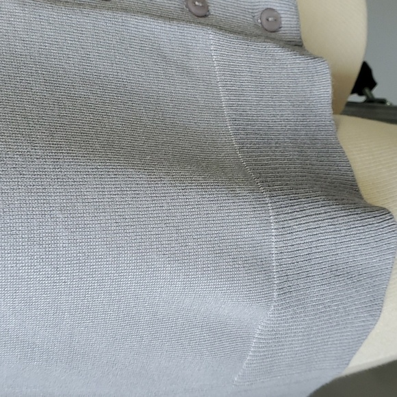 Nue Options light gray cardegan sweater. Very good used condition and qu… - Picture 3 of 10